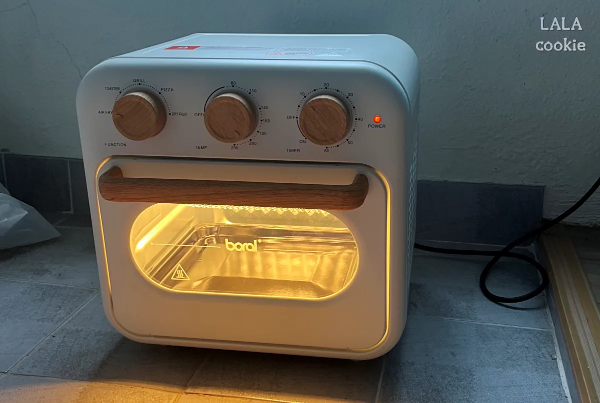 집들이-선물-가성비-좋은-보랄-에어프라이어-작동-중-램프-켜짐