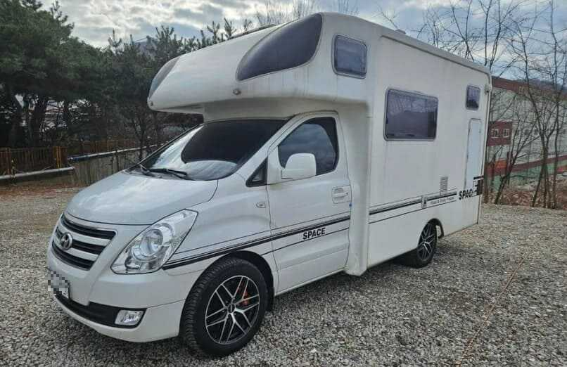 스타렉스 캠핑카 중고차