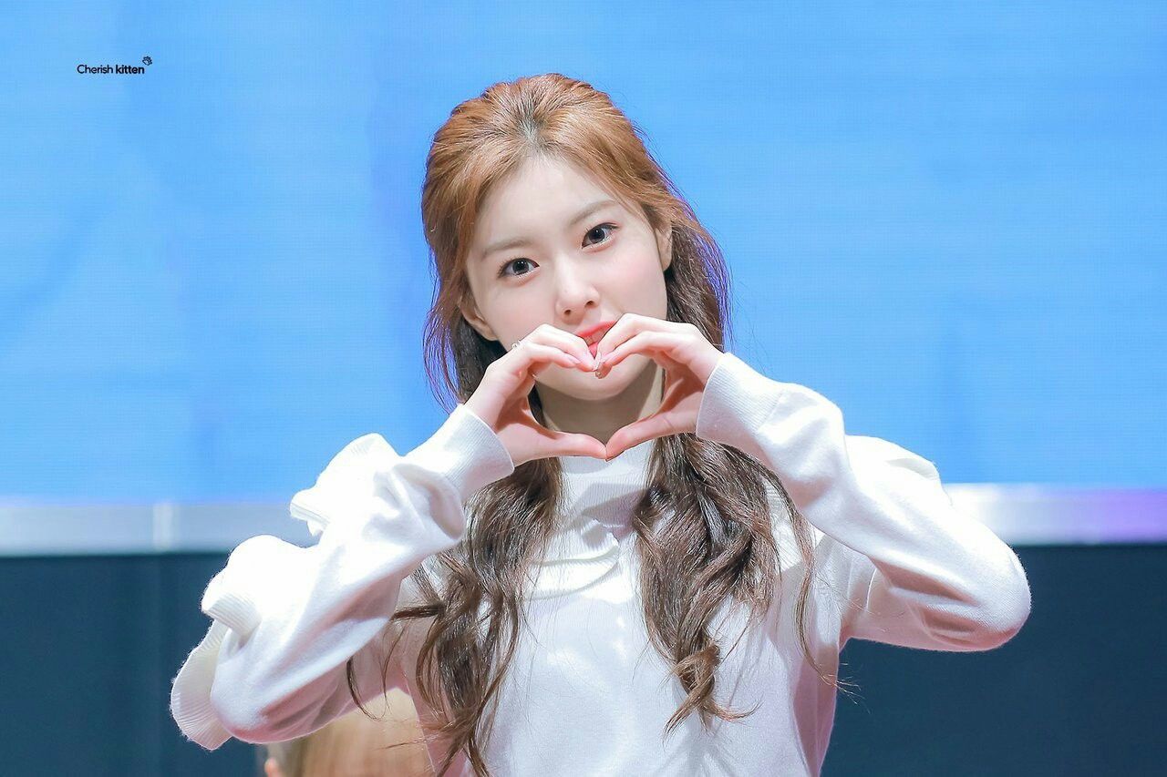 아이즈원 강혜원 몸매 키