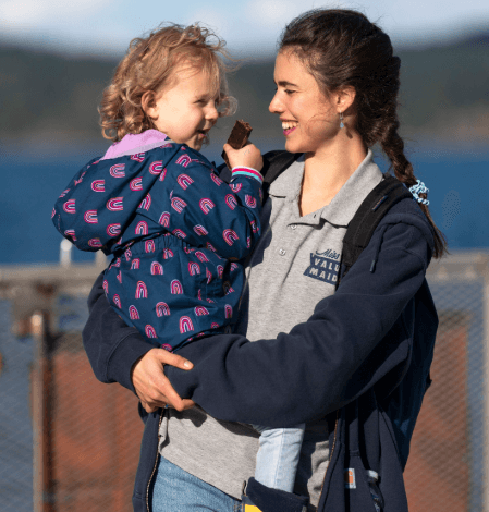 서브스턴스 마가렛 퀄리 제니 샤이아 라보프 프로필