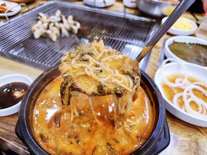 기력 한 뚝배기 하실래요 민물 장어탕 숯불 장어 구이 충남 천안 맛집 추천 생방송투데이 맛있고 싸다고