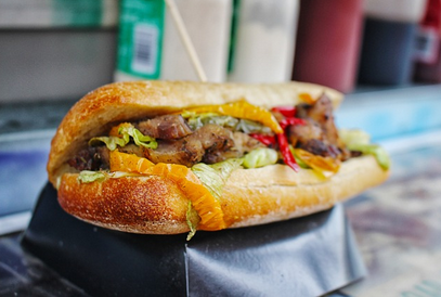 퓨전 음식으로 다시 태어난 길거리 음식의 놀라운 변신