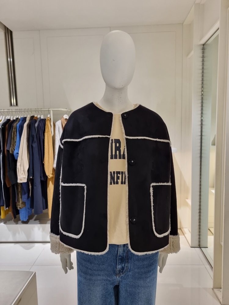 스튜디오톰보이 톰보이 노카라스웨이드무스탕 9192461112