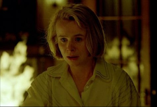 에밀리 왓슨 (레바 맥클레인 역)