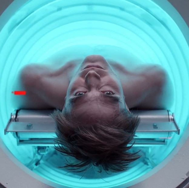 봉준호 감독 신작 영화 미키17 원작 관객수 제작비 손익분기점 쿠키 정보 출연진 줄거리 해외반응 평점