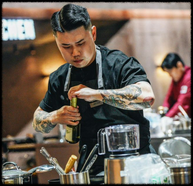 나폴리 맛피아 권성준: 흑백 요리사의 전설을 쓰다