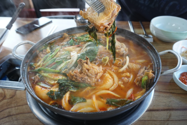 바윗재 닭볶음탕