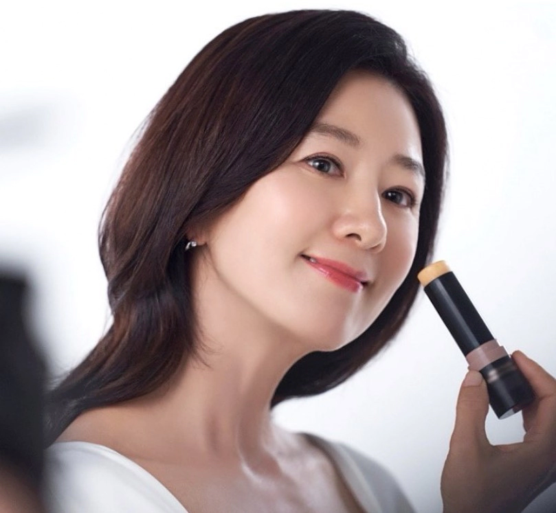 김희애 나이 남편 프로필
