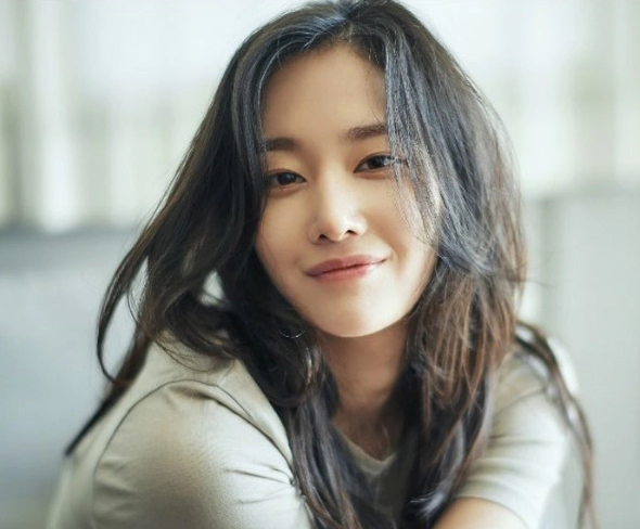 전종서 프로필 나이 고향 학력 키 배우 경력 인스타