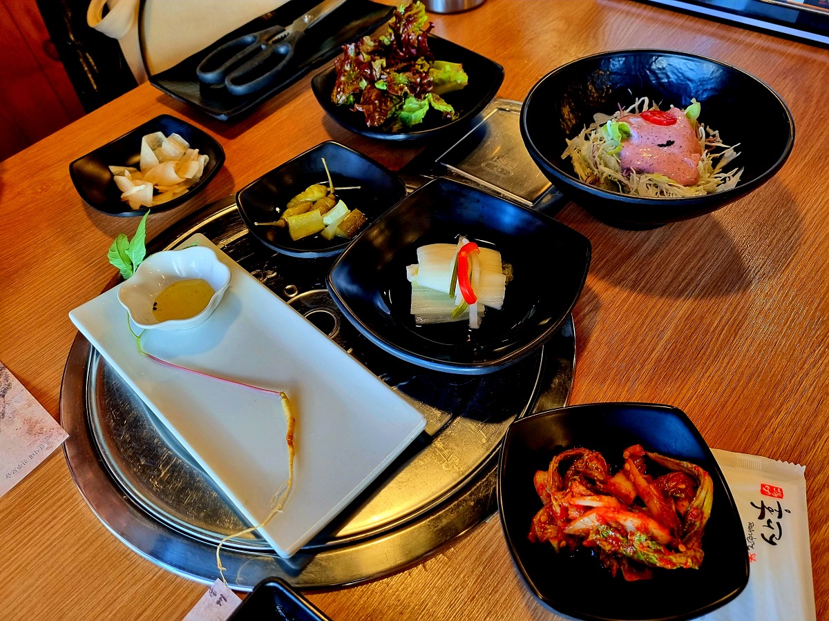 경남 진주 가볼만한 3대 맛집 '진주냉면 산홍': 산삼 주는 냉면, 육전 후기