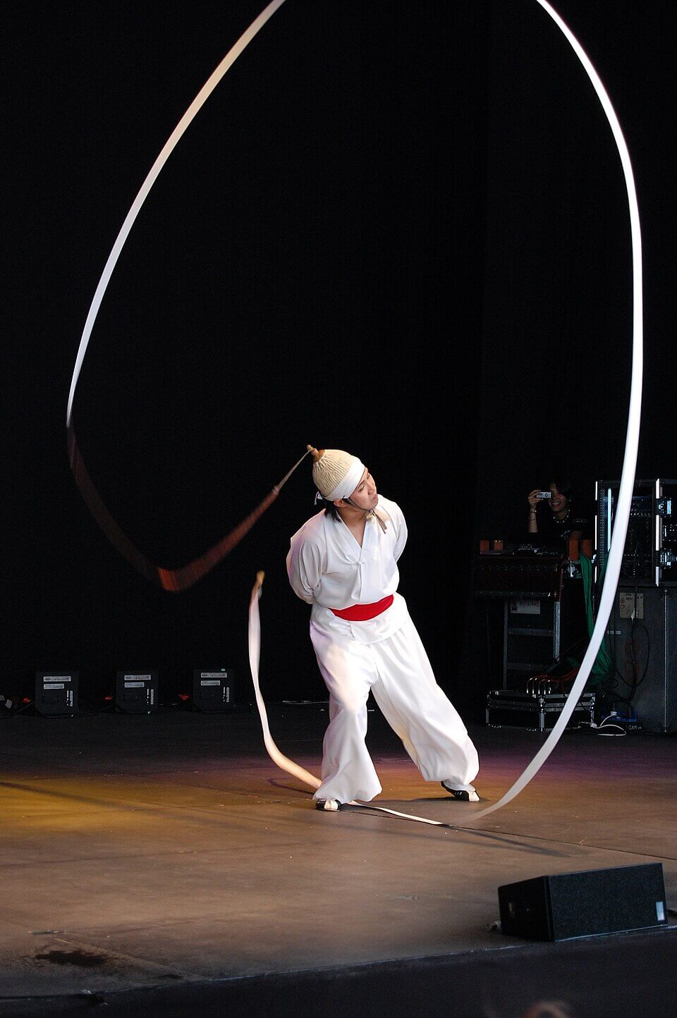 유랑 예인 놀이, 이동 속에서 형성된 잊혀진 전통놀이1