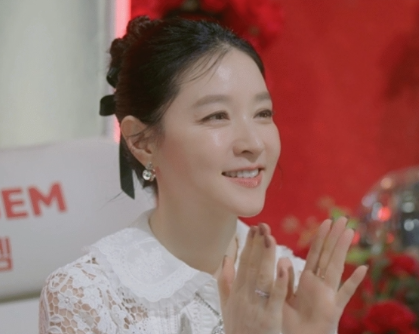 KBS2 불후의 명곡 722회 이영애 레이스 블라우스, 셀프포트레이트 착용 정보