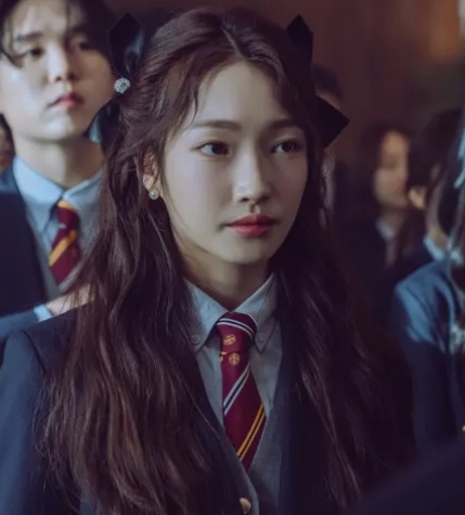 하이라키 등장인물