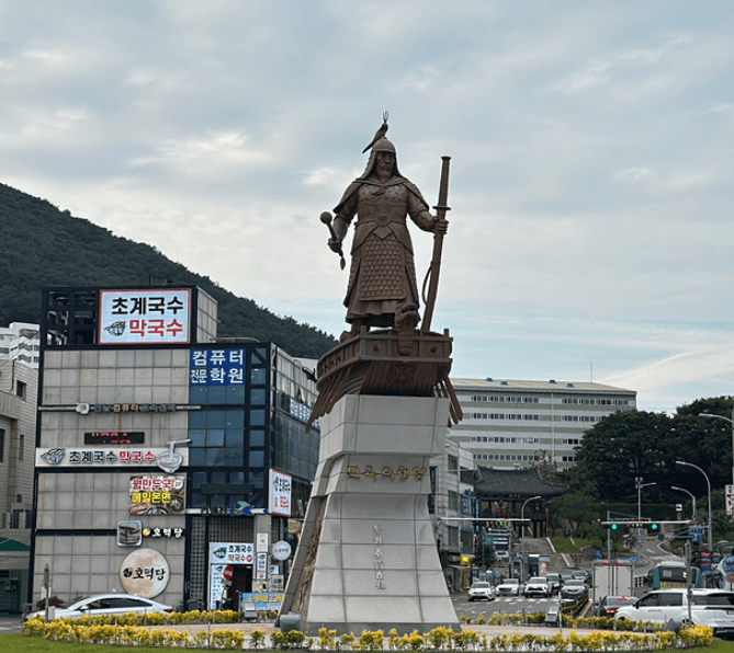 이순신광장-동상