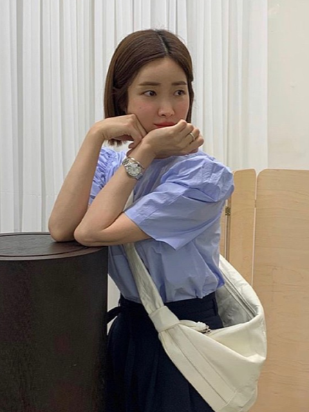 차정원 크루아상백 착용