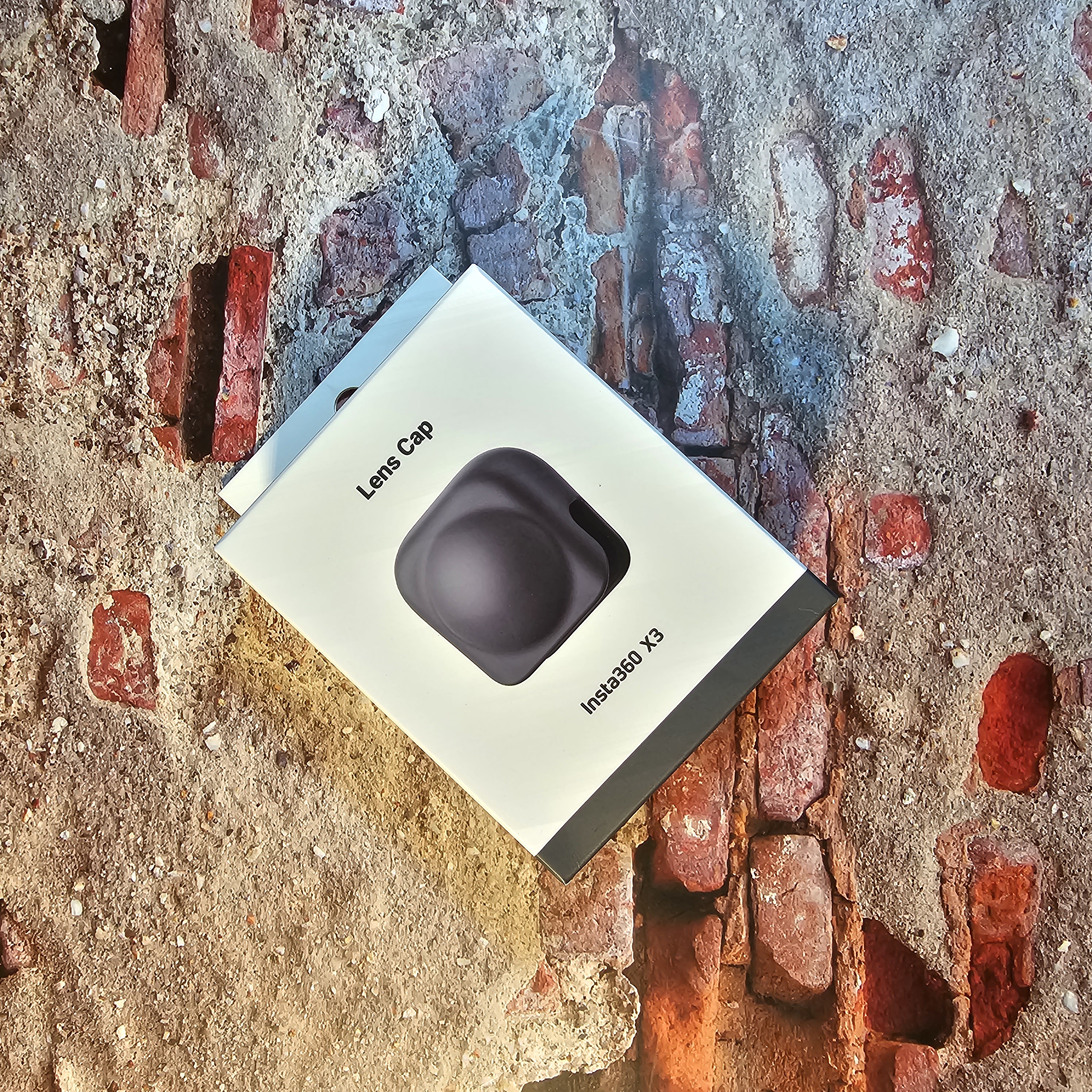 인스타360 X3 렌즈 캡 박스 사진1