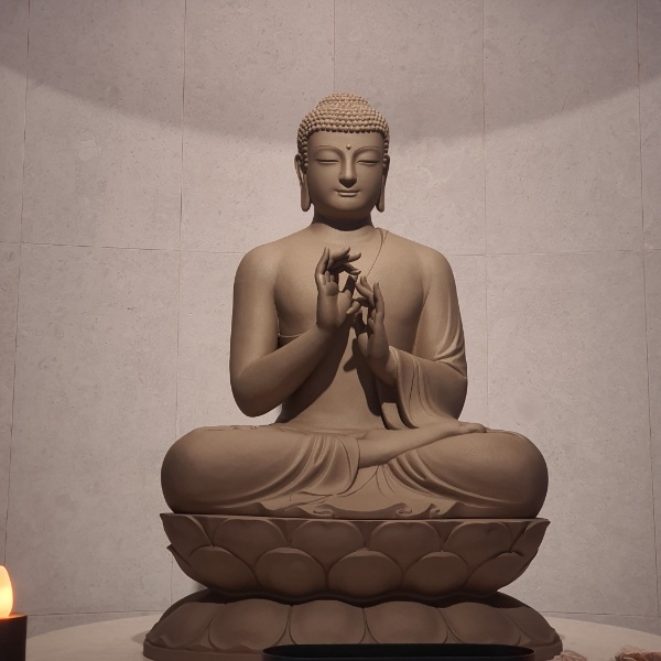 대웅전부처님모습