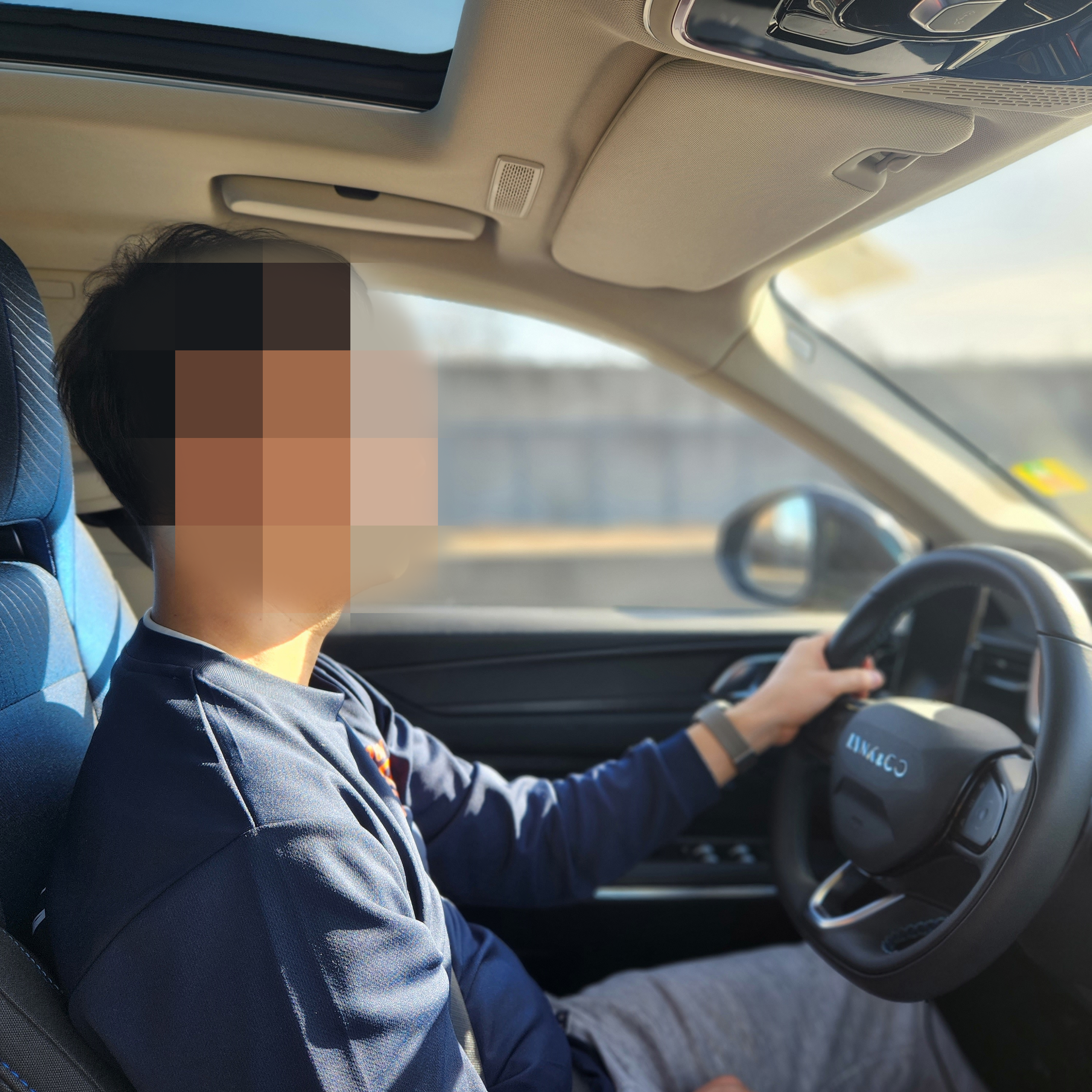 링크앤코 운전석