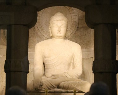 석굴암