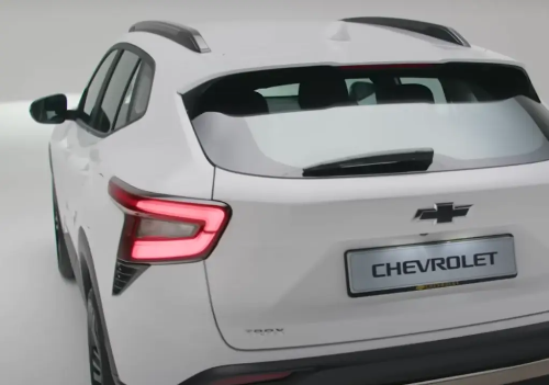 트랙스 크로스오버의 테일램프에 초점을 둔 이미지