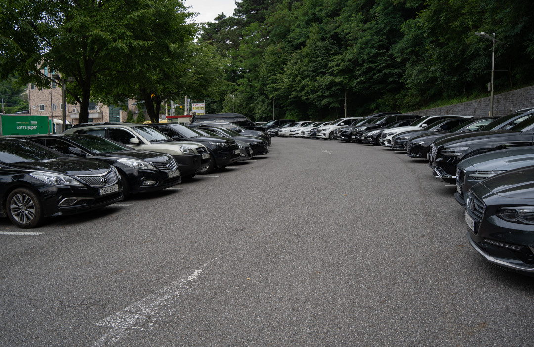 백남준 아트센터 주차장