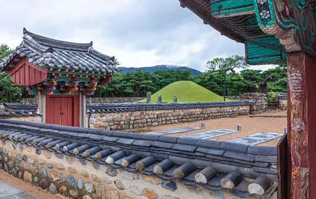 김해수로왕릉