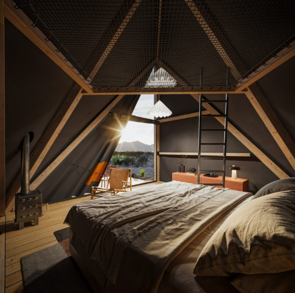 글램핑용 소프트쉘 텐트 내부