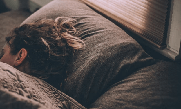 멜라토닌 대체 솔루션: 수면의 질 높이는 3가지 습관