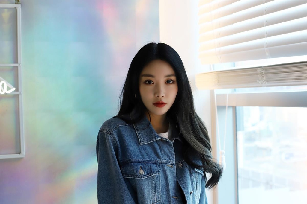 아이오아이 청하, 홀로서기 3