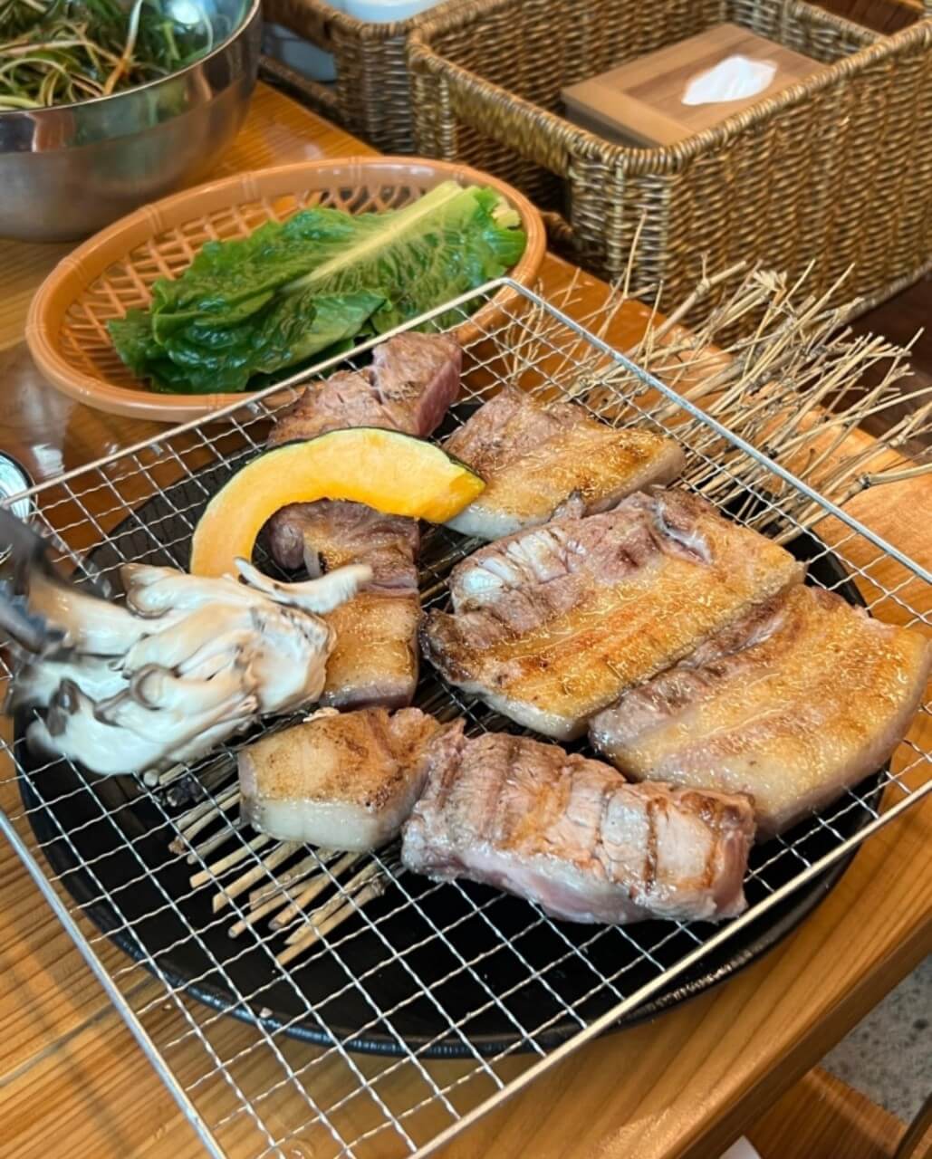 제주 흑돼지 맛집 추천 &amp;#124; 오늘N 퇴근후N 작제도 흑돼지 장작구이