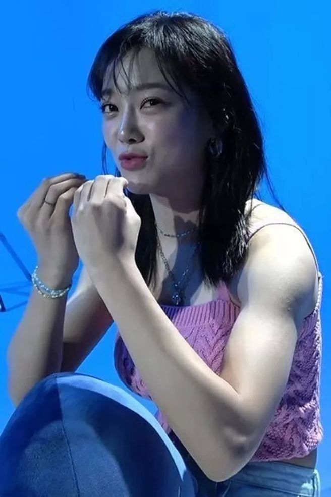 김세정 