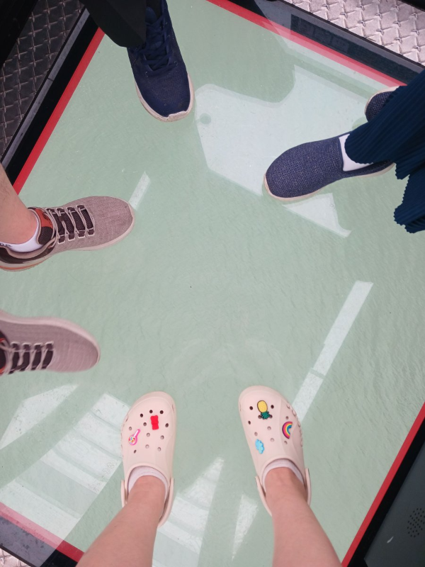 크리스탈캐빈 바닥