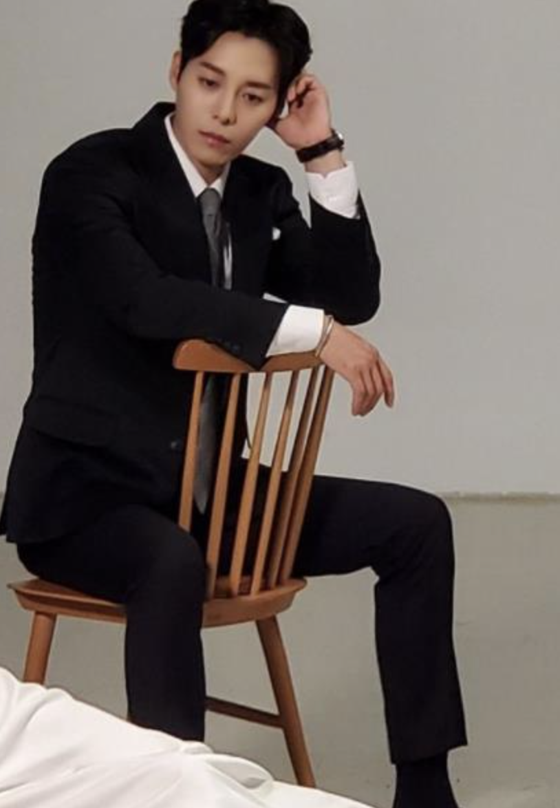 한기웅 화보촬영 수트