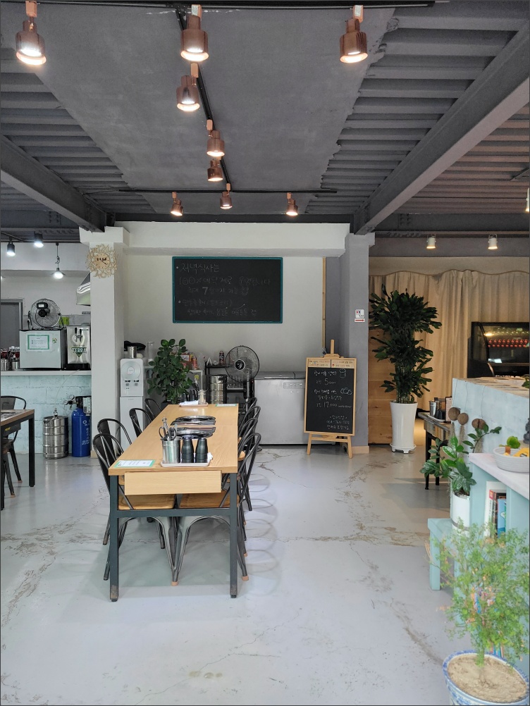 랑이식당-내부2