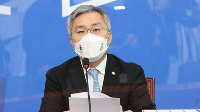 최강욱 국회의원 프로필