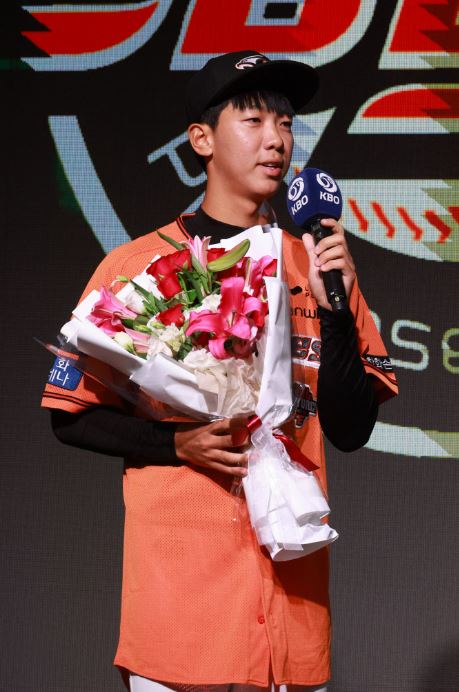 한화 문동주, 김서현, 황준서 연봉 총액 비교
