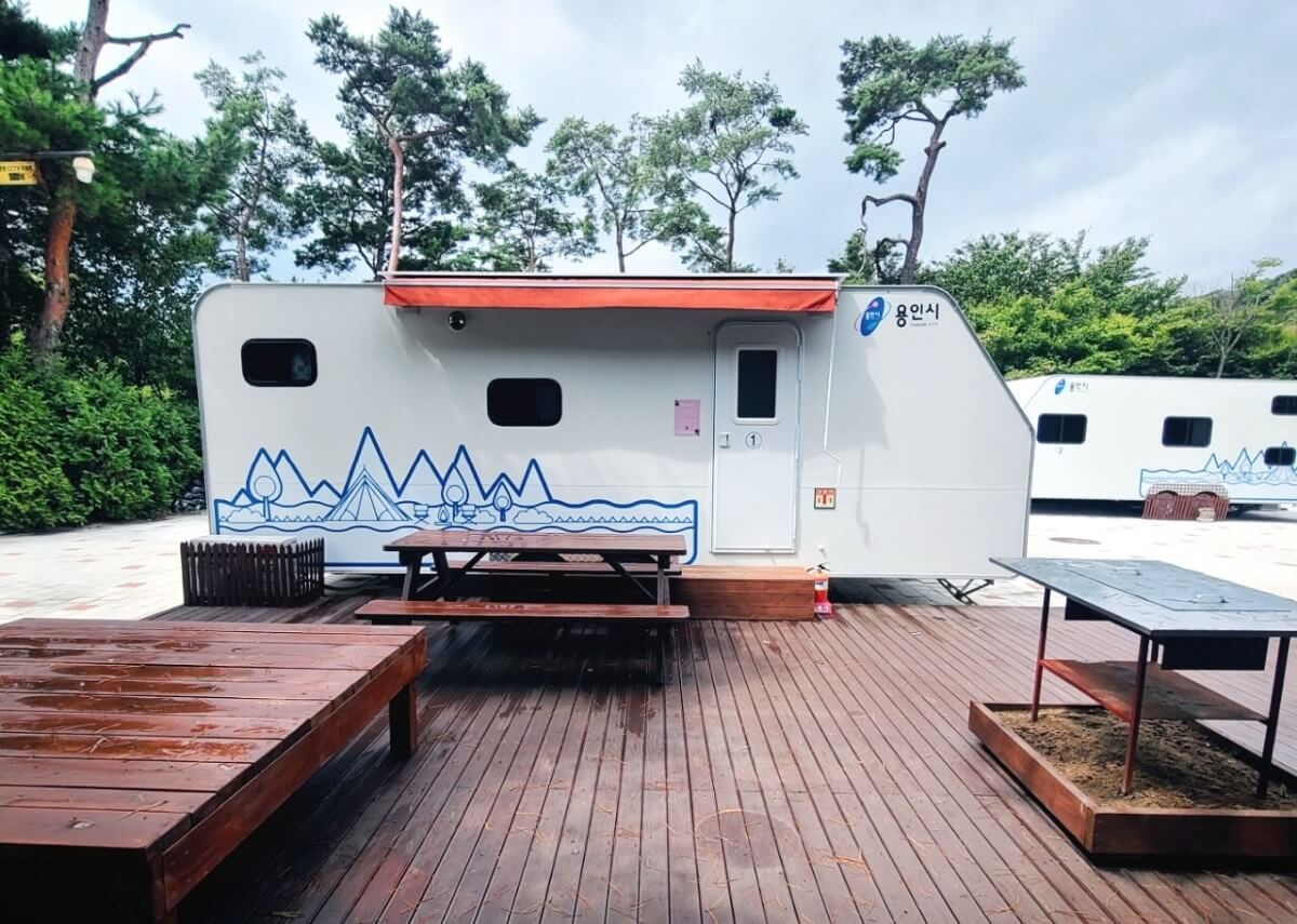 용인자연휴양림 카라반 사진