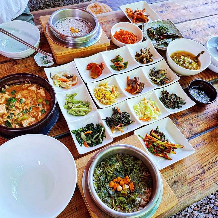 전북 부안 가게 뽕잎밥 정식 젓갈 백반 뽕잎비빔밥 남도 백반집 & 죽염 판매처 믿고 떠나는 스타 노영국 고향 맛집 추천