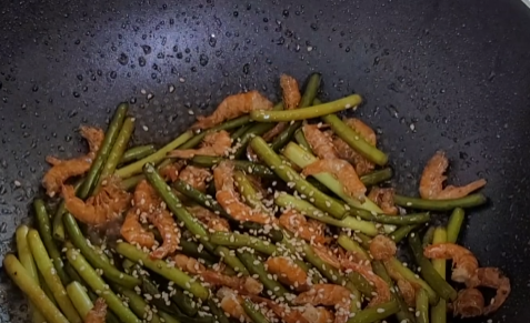 건새우 마늘쫑 볶음