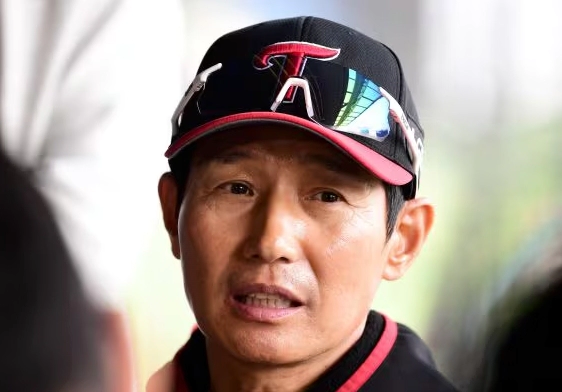 염경엽 감독 프로필 나이 고향 학력 연봉