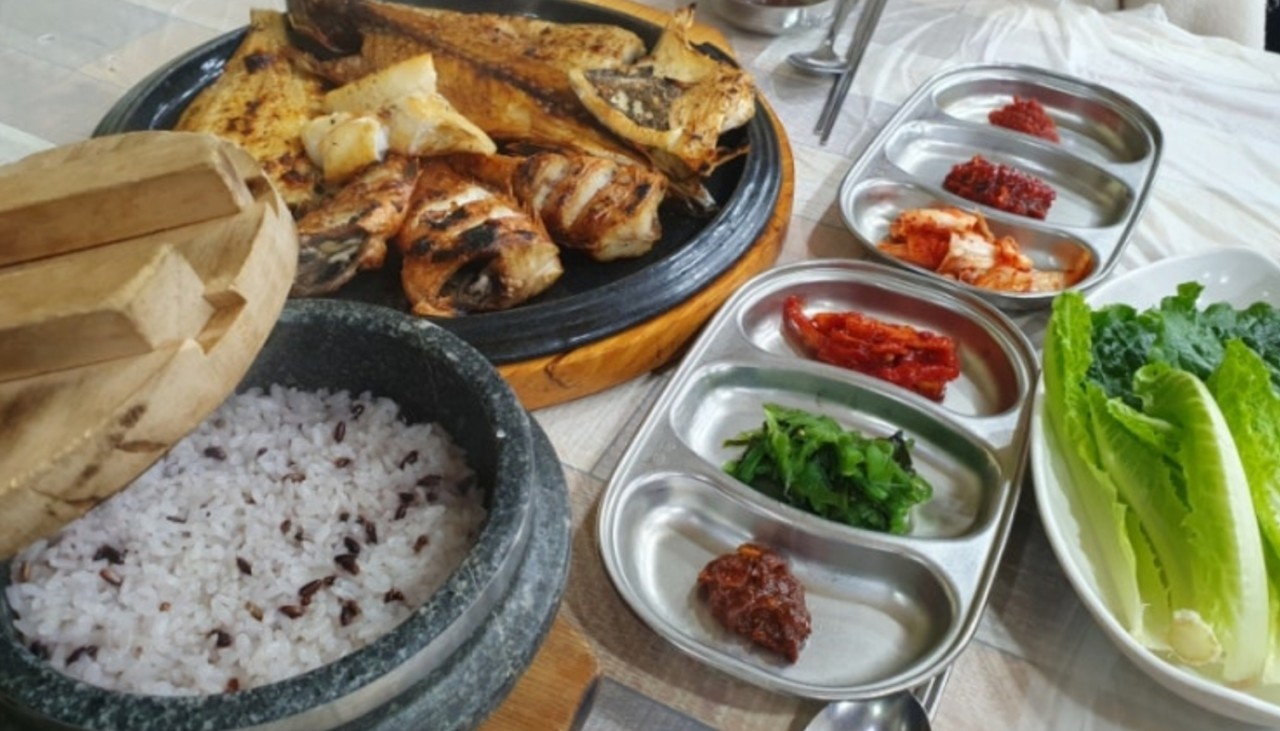 동명항생선구이