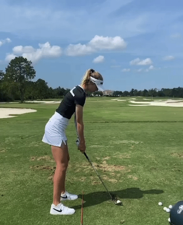 넬리 코다 측면 스윙