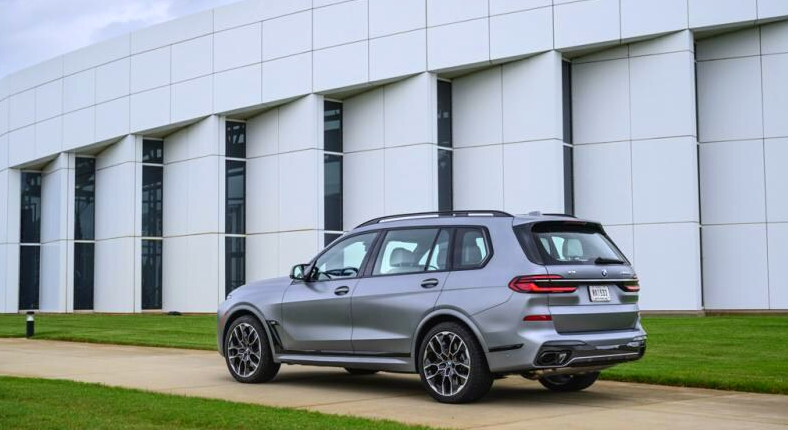 bmw X7 M60i xDrive