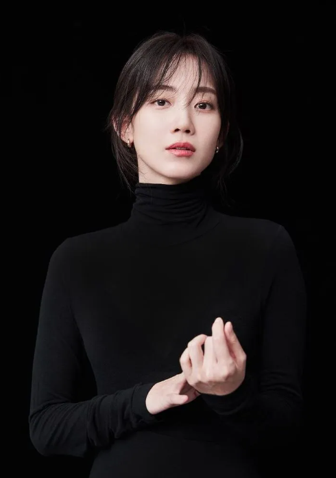 신현빈