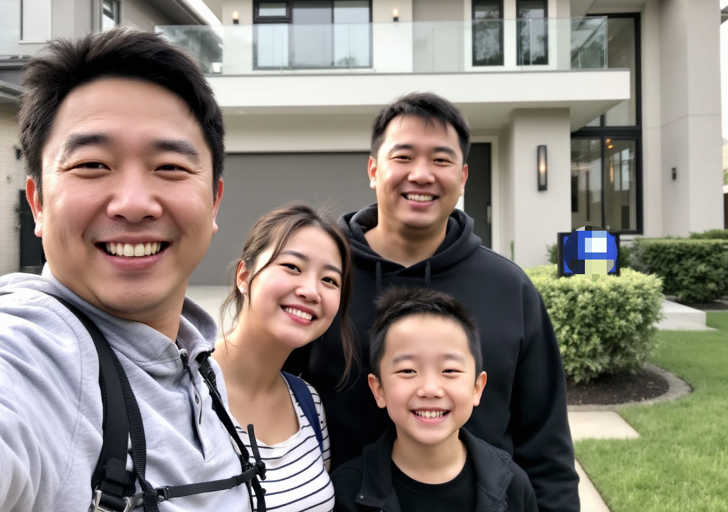 경제적 독립을 이루 가족들의 행복한 모습