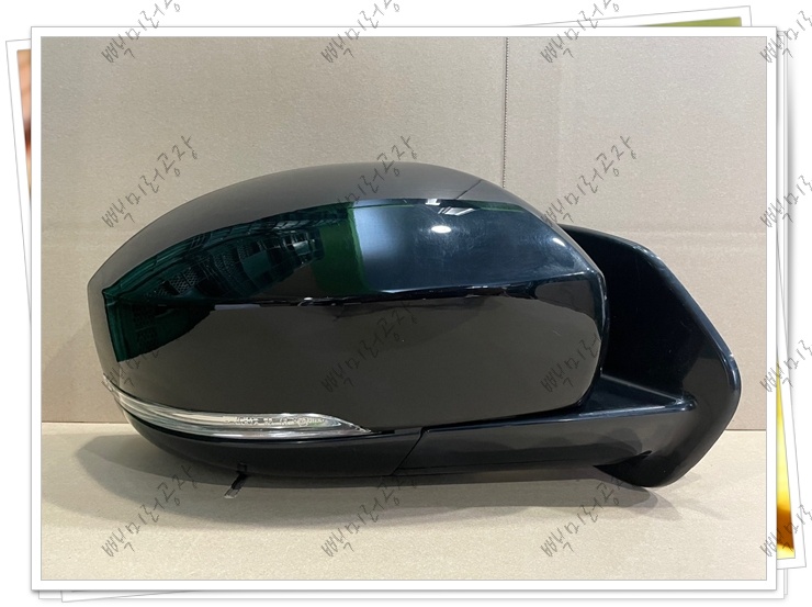 랜드로버 디스커버리 4 중고 사이드미러 정면부