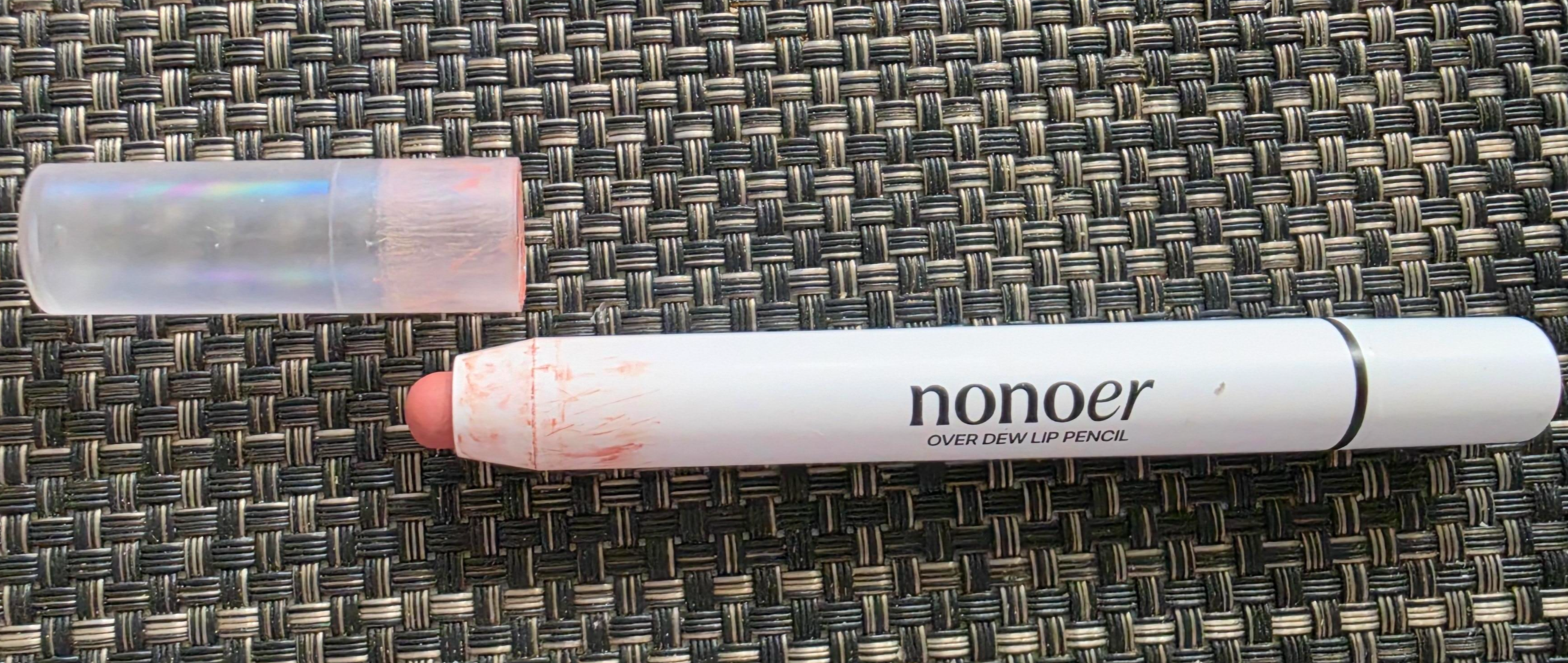 사용중인 nonoer 오버듀 립펜슬