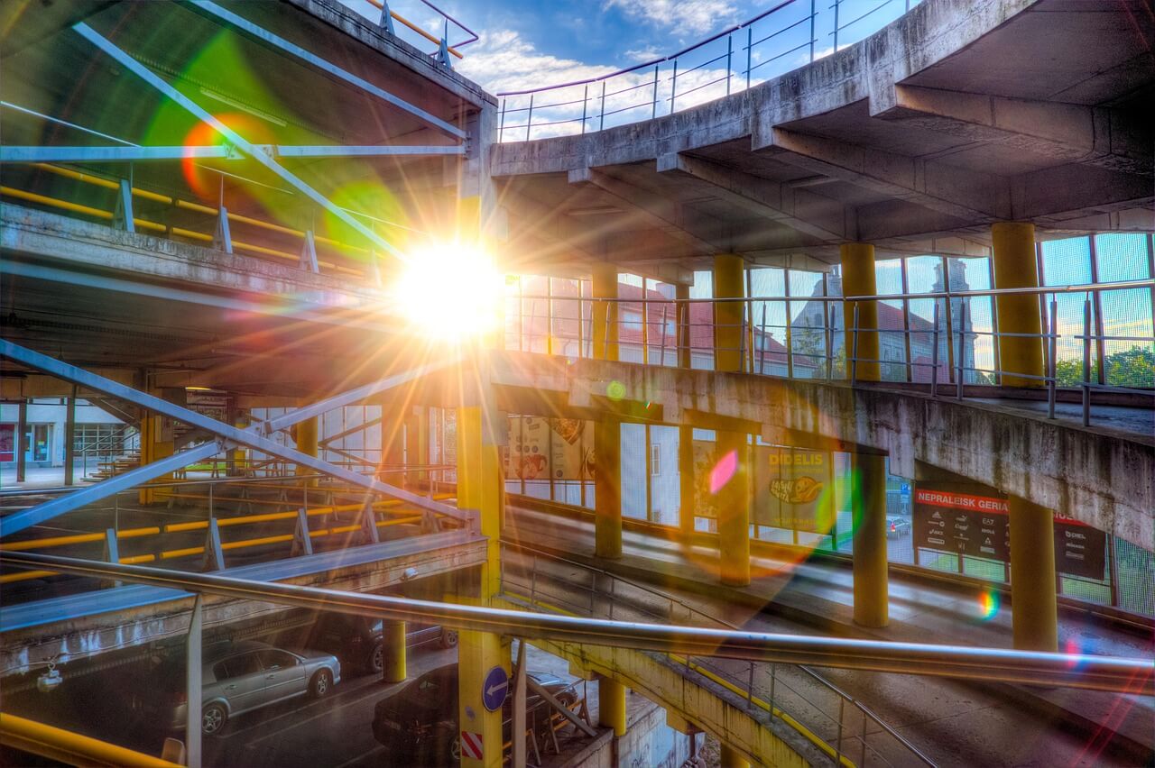 저속 주행과 고속 주행에서 연비를 최적화하는 팁