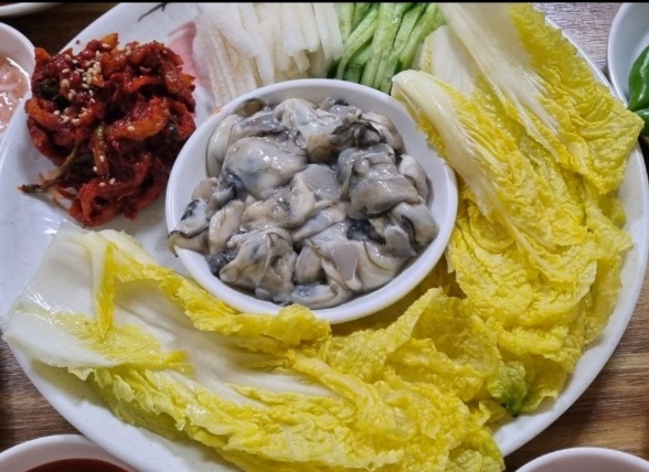 굴보쌈