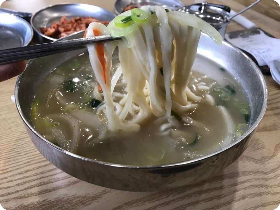 출처 홍남매칼국수